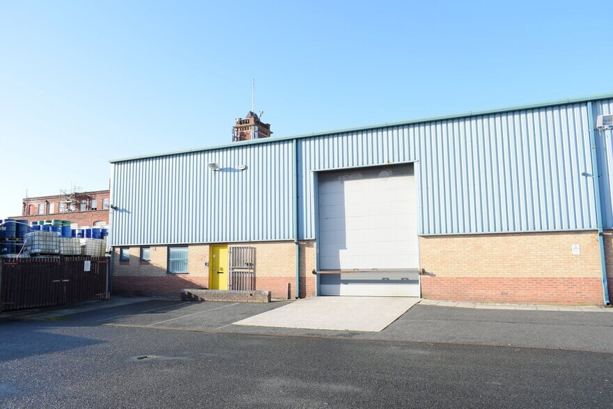 Watts St, Oldham for sale - Building Photo - Image 1 of 1