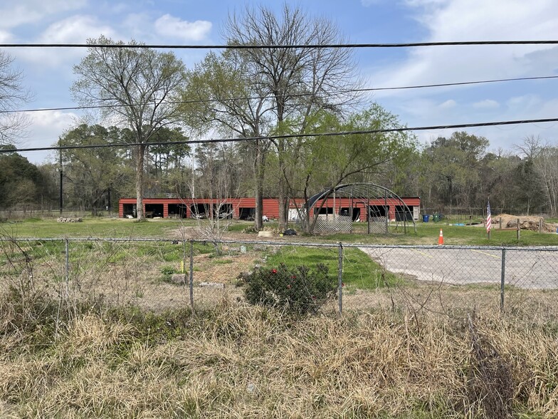 701 Hamblen Rd, Humble, TX for sale - Building Photo - Image 3 of 10