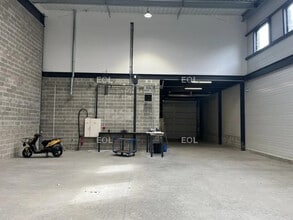 Light Industrial in Cormeilles-en-Parisis to rent Interior Photo- Image 2 of 7
