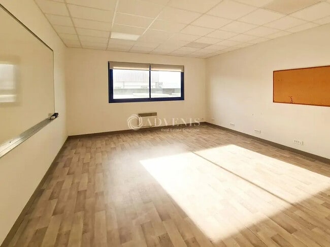 Location Bureaux 210 m² à 480 m²