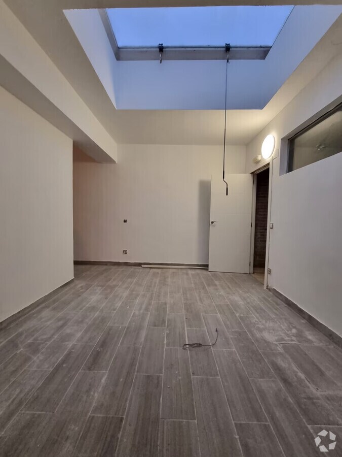 Madrid, MAD 28022 - Unit Puerta A, Esc. 1 -  - Interior Photo - Image 2 of 3