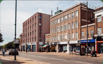 11 Station Rd, Upminster to rent Primary Photo- Image 1 of 10