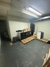 79-80 Western Rd, Brighton to rent Interior Photo- Image 2 of 8