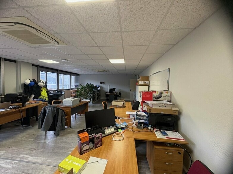 Rue Léon Geffroy, Vitry-sur-Seine for sale - Interior Photo - Image 3 of 5