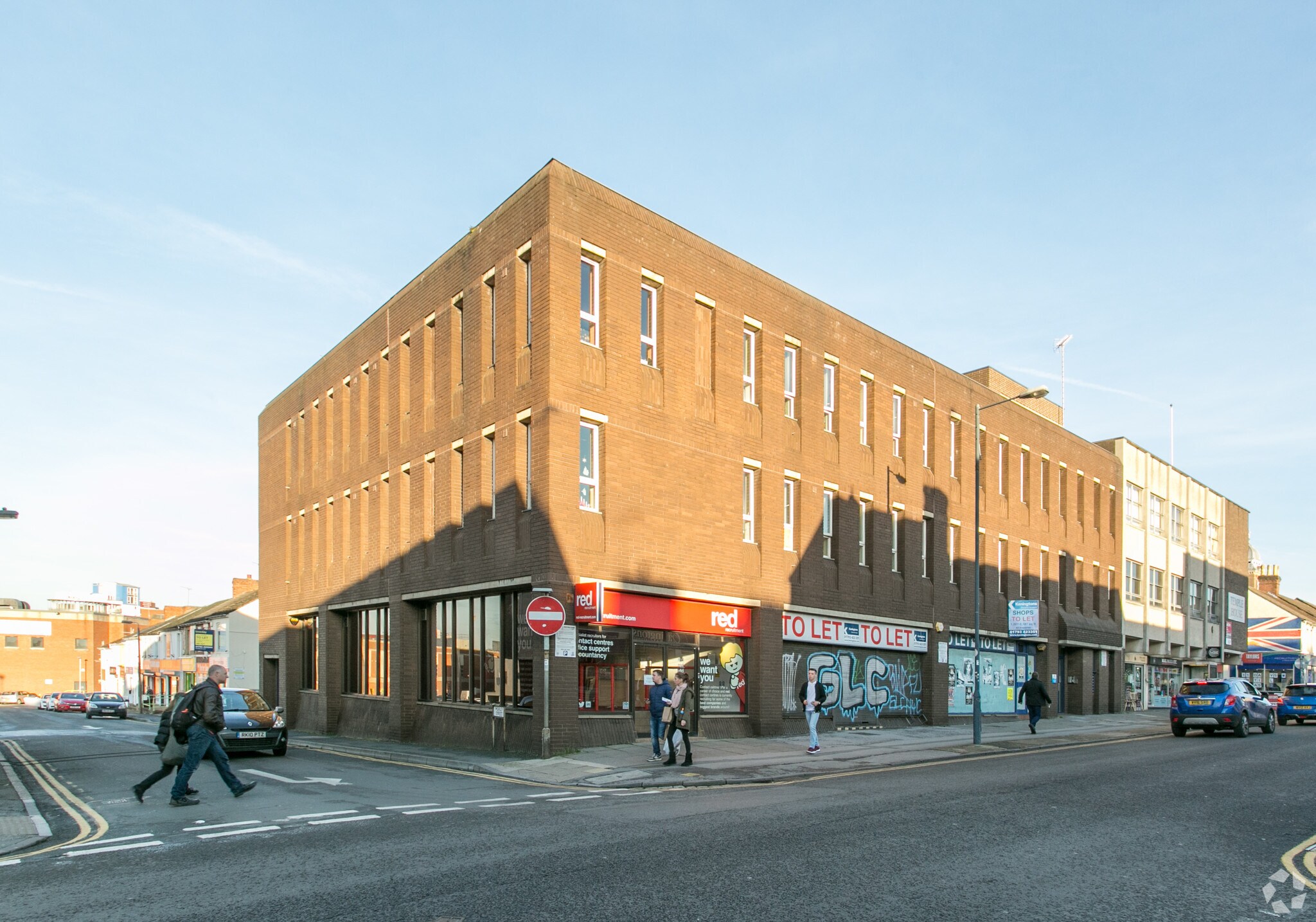 109-110 Commercial Rd, Swindon for sale Primary Photo- Image 1 of 1