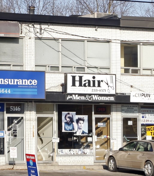 5140 - 5146 Dundas St W, Etobicoke portfolio of 3 properties for sale on LoopNet.co.uk - Primary Photo - Image 3 of 3