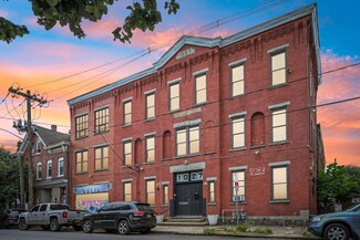 More details for 1027 S Clinton Ave, Trenton, NJ - Office for Sale