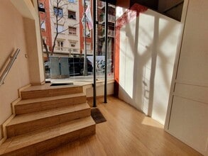 Office / Retail in Barcelona, Barcelona to rent Interior Photo- Image 2 of 9