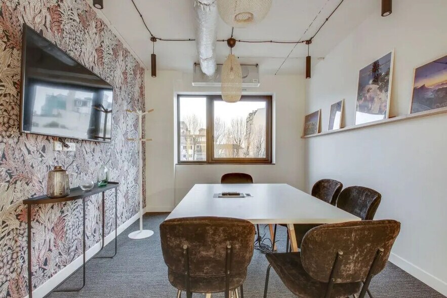 15-17 Rue De Vanves, Boulogne-Billancourt to rent - Building Photo - Image 3 of 7