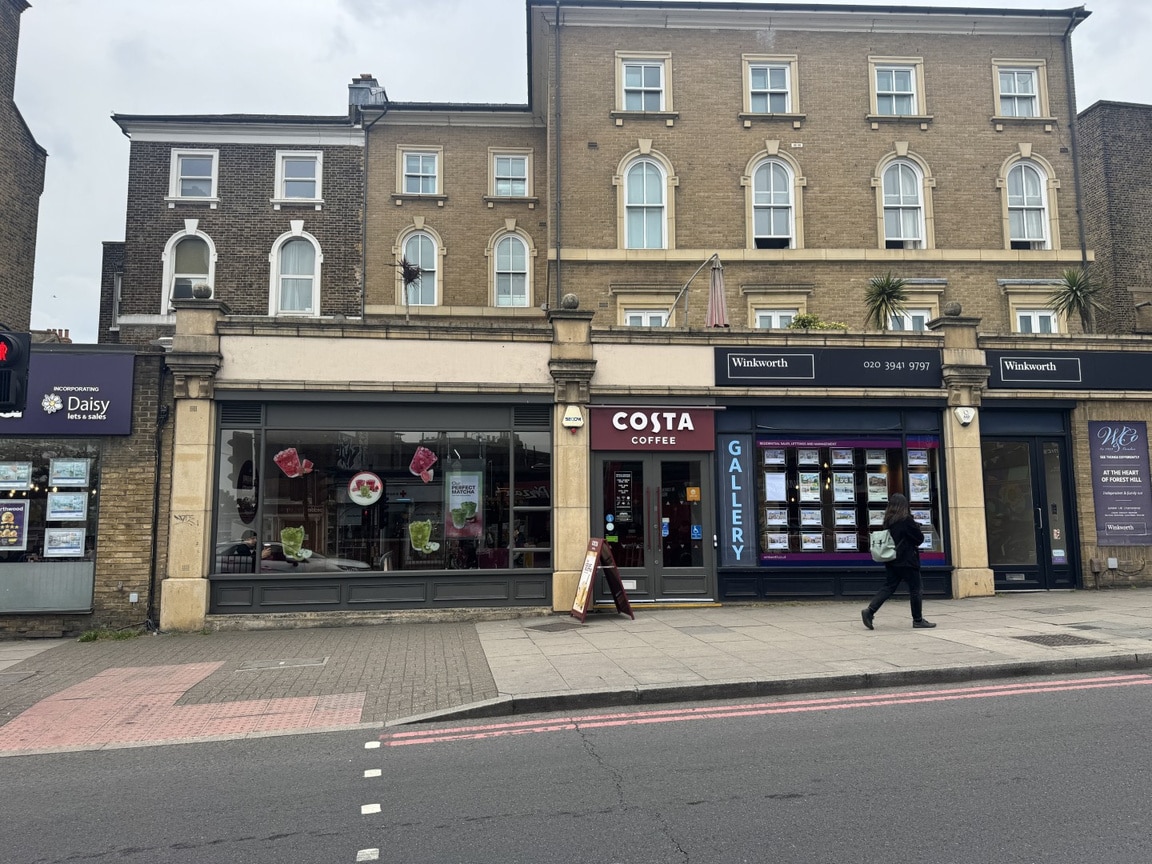 7-9A London Rd, London to rent Building Photo- Image 1 of 2