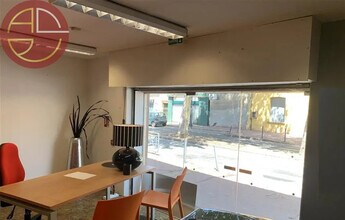 Retail in Toulouse for sale Interior Photo- Image 2 of 7