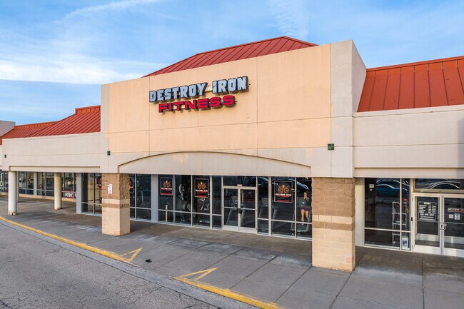 More details for 2211-2417 S Green Bay Rd, Racine, WI - Retail, Industrial to Rent