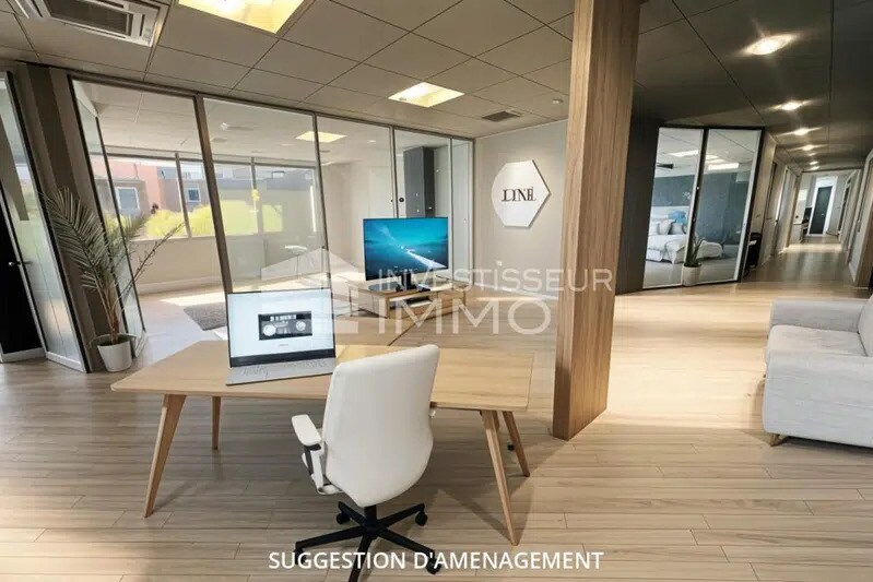 Office in Vélizy-Villacoublay to rent - Interior Photo - Image 3 of 4