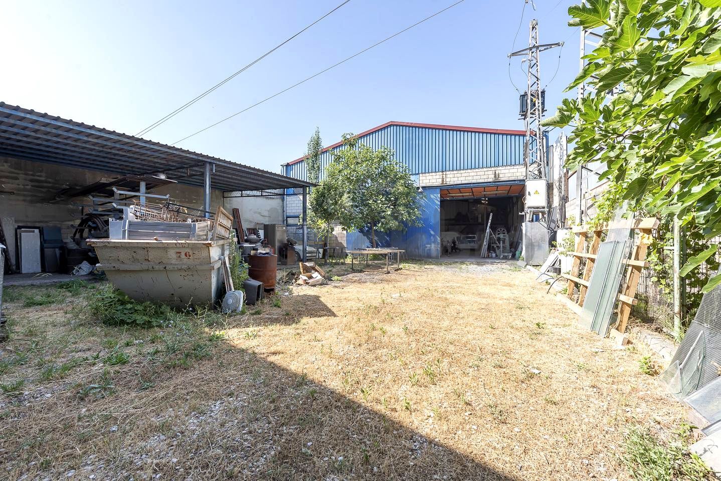 Industrial in Madrid, Madrid for sale Building Photo- Image 1 of 26