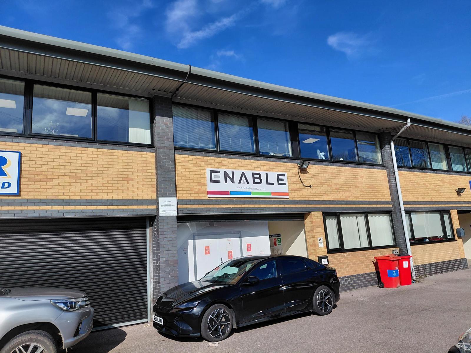 Cardiff Rd, Pontypridd to rent Primary Photo- Image 1 of 2