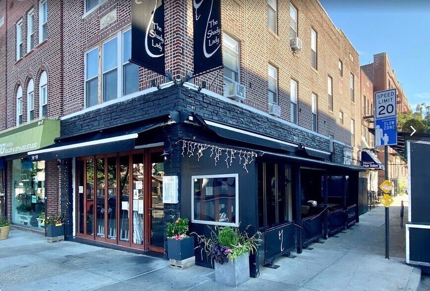 3419 30th Ave, Astoria, NY for sale - Primary Photo - Image 1 of 1