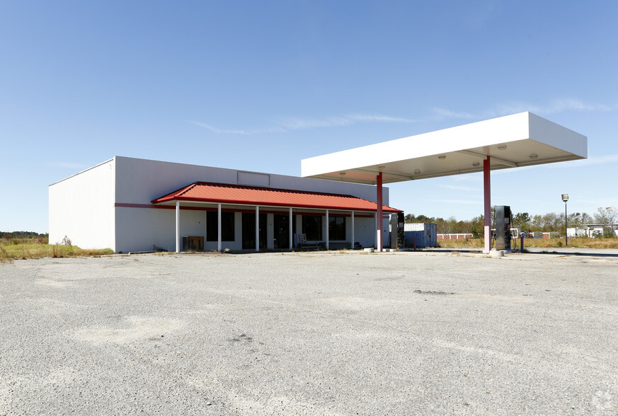 7905 Us-70 Hwy W, La Grange, NC for sale - Primary Photo - Image 1 of 1