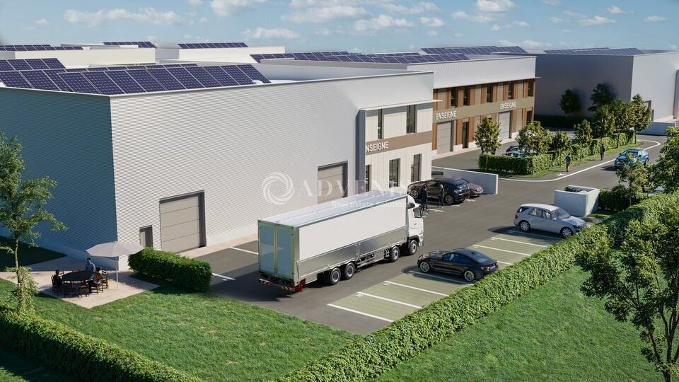 Light Industrial in Bailly Romainvilliers for sale - Building Photo - Image 1 of 4