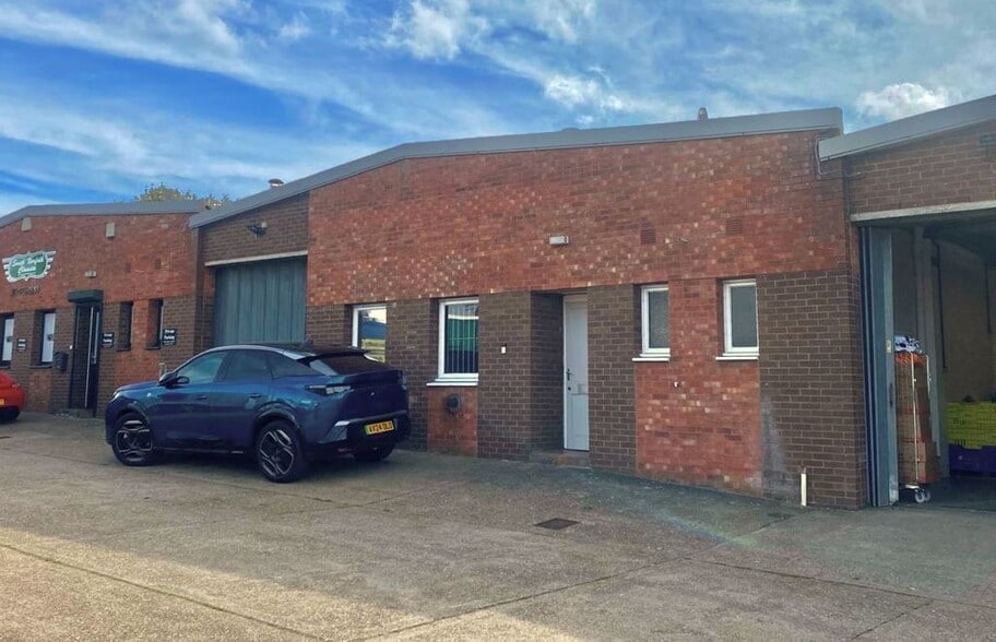 A6 Gilray Rd, Diss to rent - Building Photo - Image 2 of 3