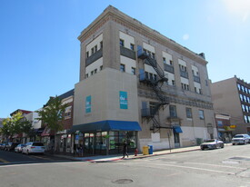 147 Smith St, Perth Amboy NJ - Commercial Property