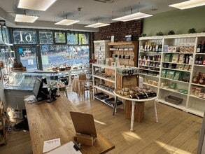 61 Wellfield Rd, Cardiff to rent Interior Photo- Image 2 of 2