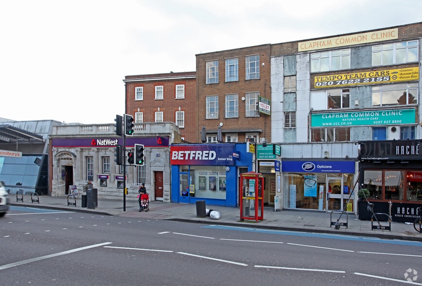 149-149A Clapham High St, London to rent - Building Photo - Image 2 of 2