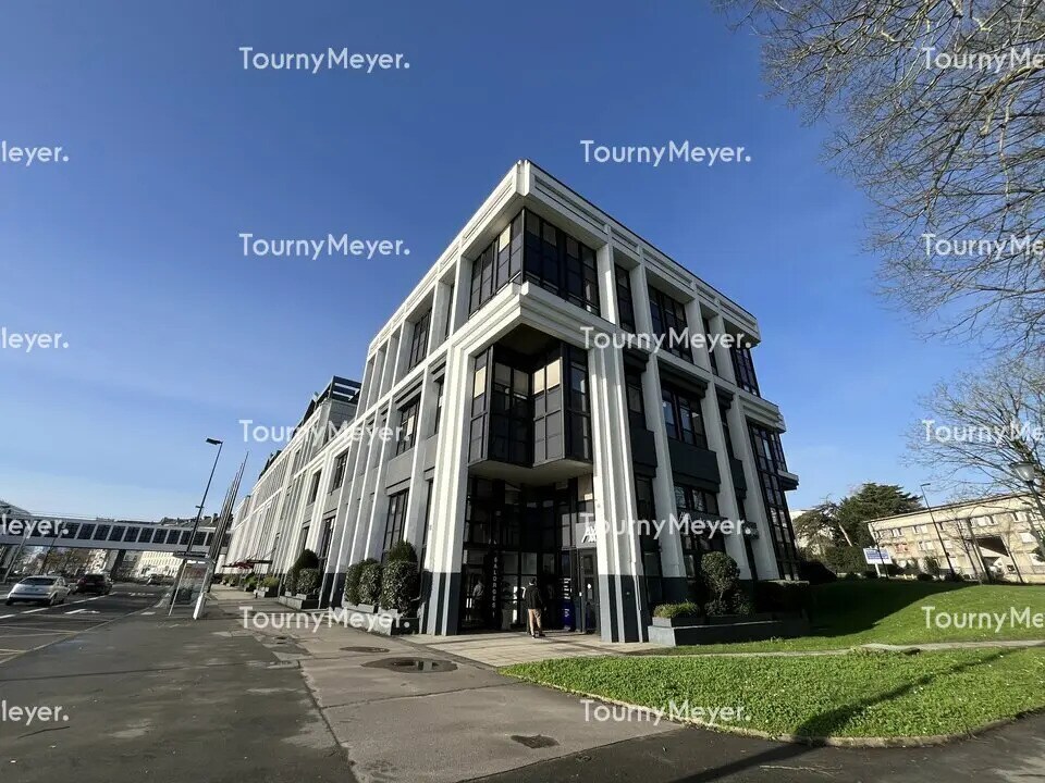 Office in Nantes for sale Building Photo- Image 1 of 7