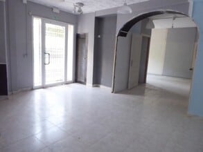 Retail in Manresa, Barcelona to rent Interior Photo- Image 1 of 5