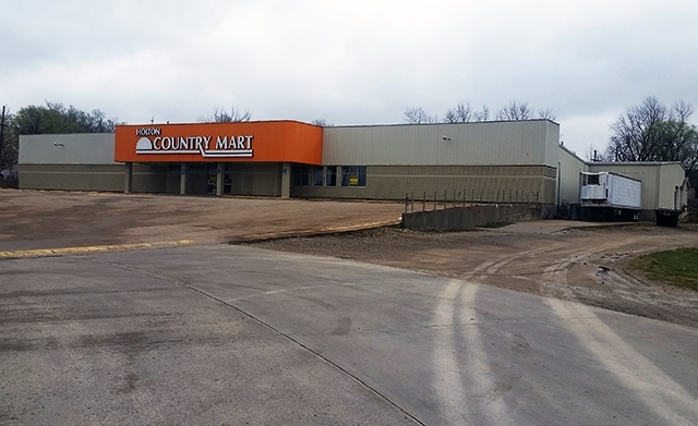 112 US Highway 75, Holton, KS for sale - Primary Photo - Image 1 of 7