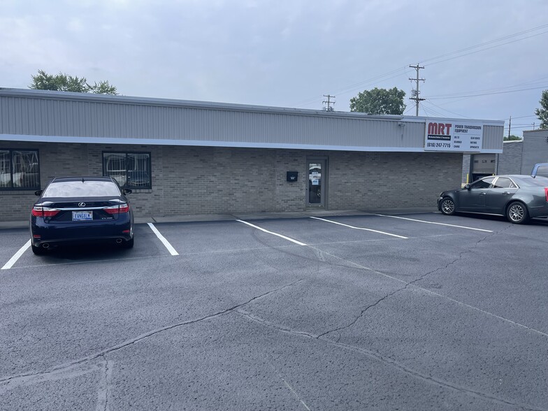 3060 Madison Ave SE, Grand Rapids, MI for rent - Building Photo - Image 1 of 35