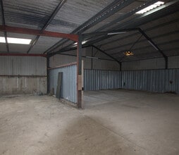 Bullfinches Farm, Eridge Green to rent Interior Photo- Image 2 of 3
