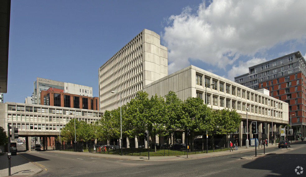 1-2 Cadogan Sq, Glasgow for rent - Primary Photo - Image 1 of 4