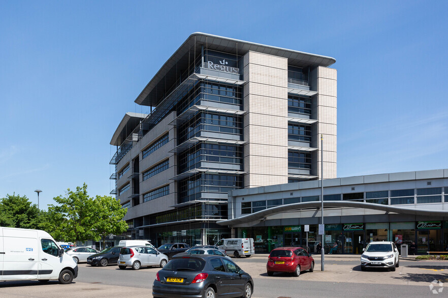 Kingsway N, Gateshead for rent - Building Photo - Image 3 of 14