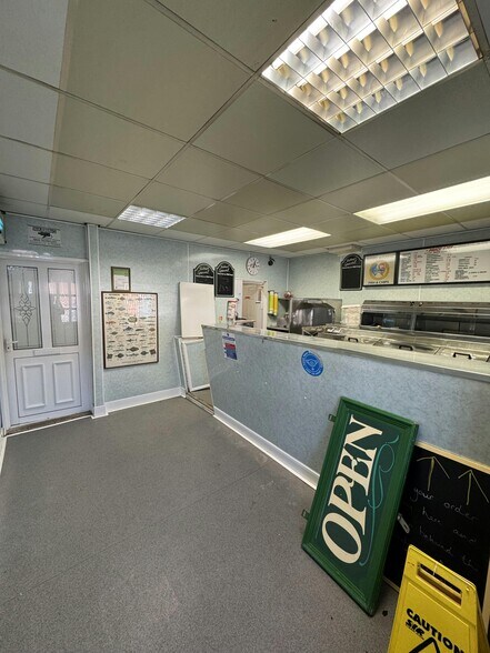 3 Low Cleveland Street, Loftus for sale - Building Photo - Image 2 of 3