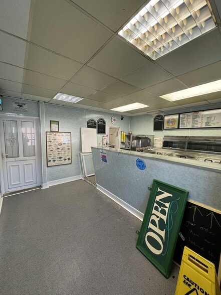 3 Low Cleveland Street, Saltburn By The Sea for sale - Building Photo - Image 2 of 3