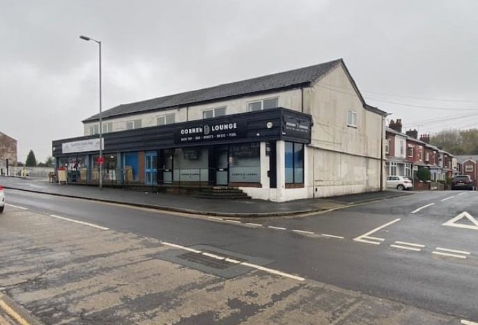 621-629 Liverpool Rd, Manchester to rent - Building Photo - Image 2 of 6