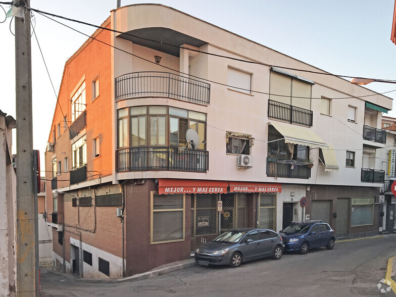 Calle Mercado, 12, Campo Real, Madrid for sale - Primary Photo - Image 1 of 2