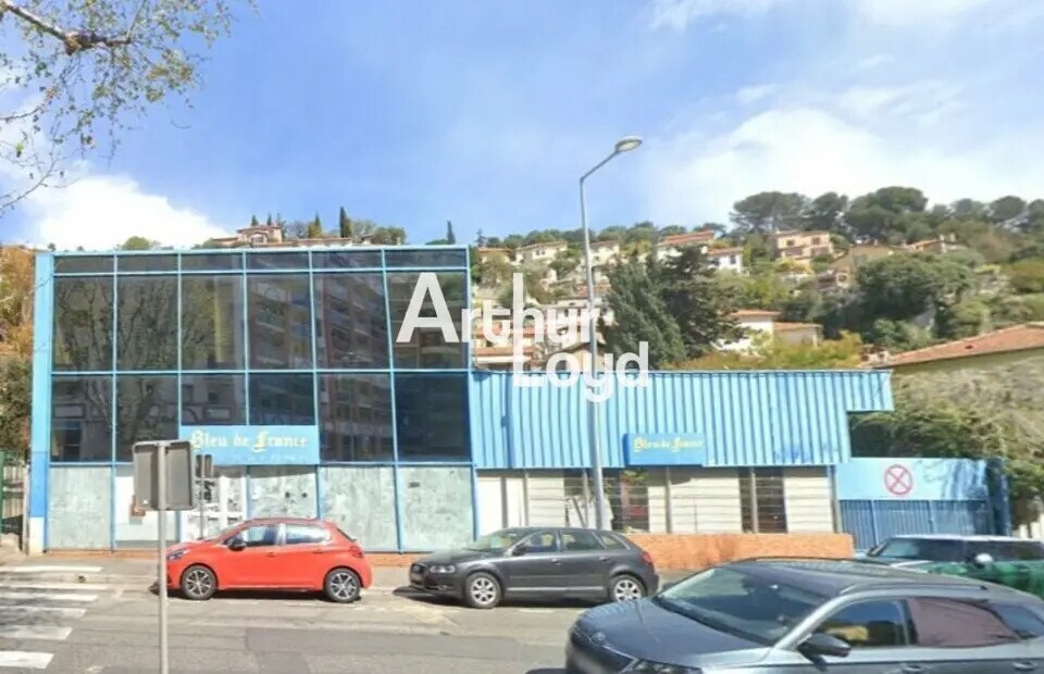 Retail in Nice for sale Building Photo- Image 1 of 6