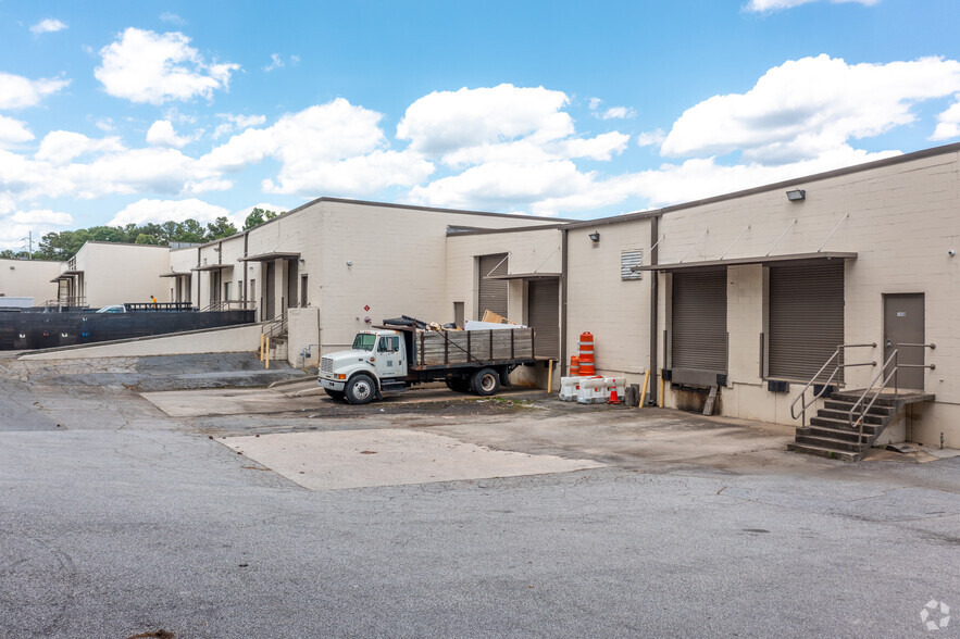 1450-1468 Chattahoochee Ave NW, Atlanta, GA for rent - Building Photo - Image 2 of 3