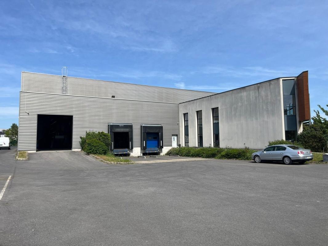 Industrial in Sartrouville to rent Building Photo- Image 1 of 24