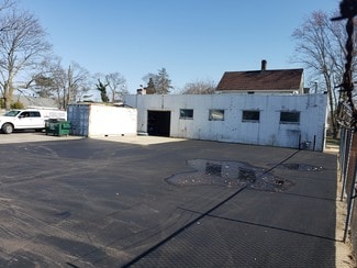 More details for 61 1st Ave, Bay Shore, NY - Industrial for Sale