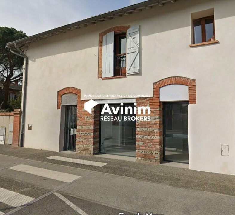 Light Industrial in Muret to rent Building Photo- Image 1 of 6