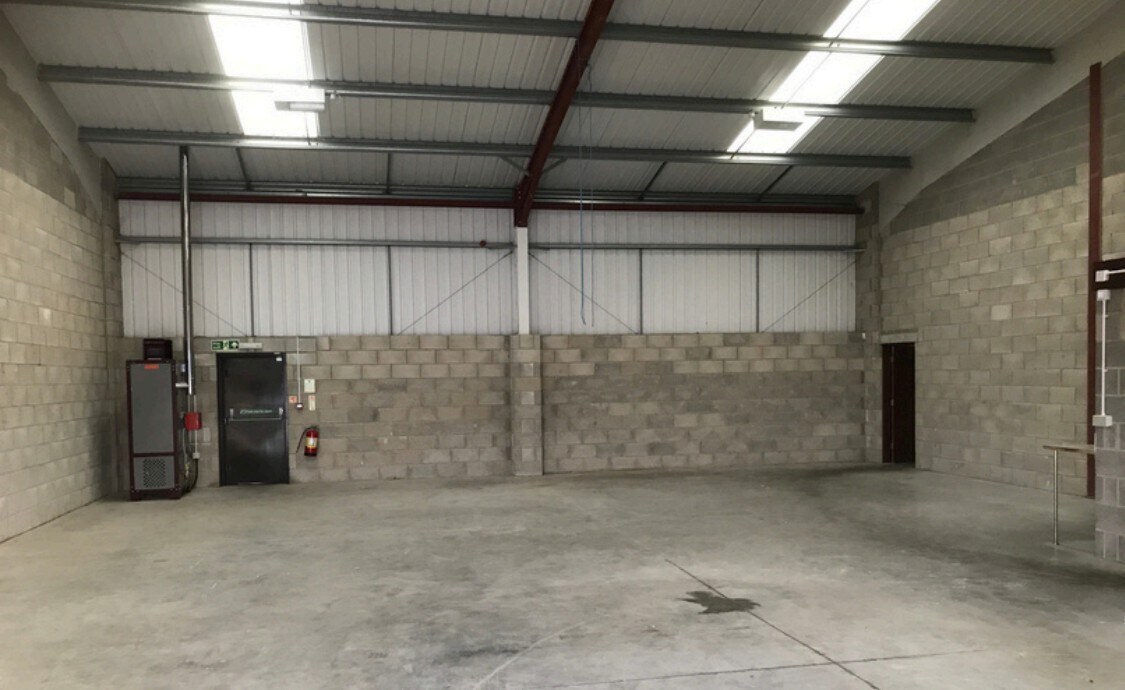 15-17 Alan Farnaby Way, Sheriff Hutton to rent Interior Photo- Image 1 of 2