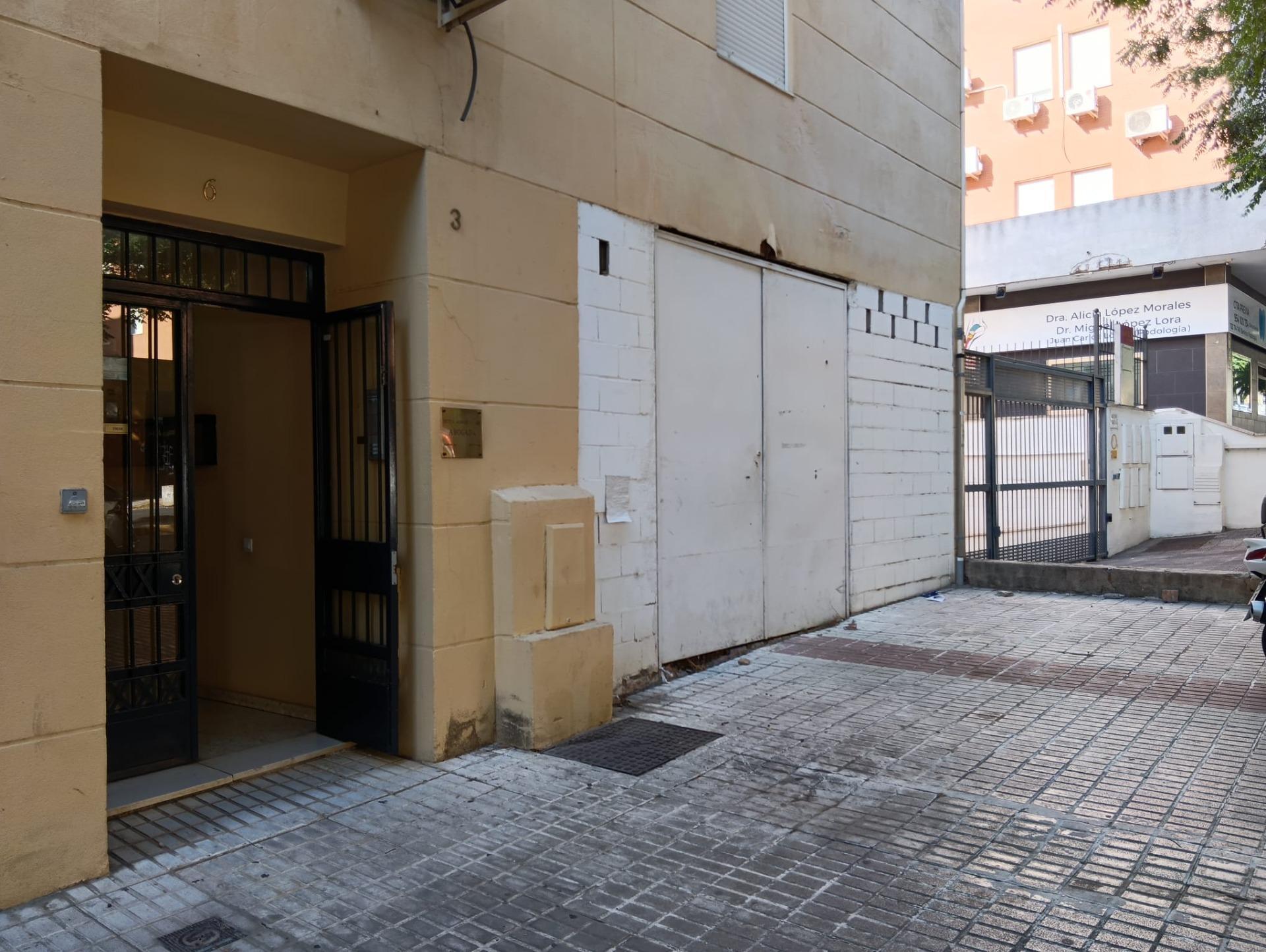 Retail in Alcalá de Guadaíra, Sevilla for sale Building Photo- Image 1 of 14