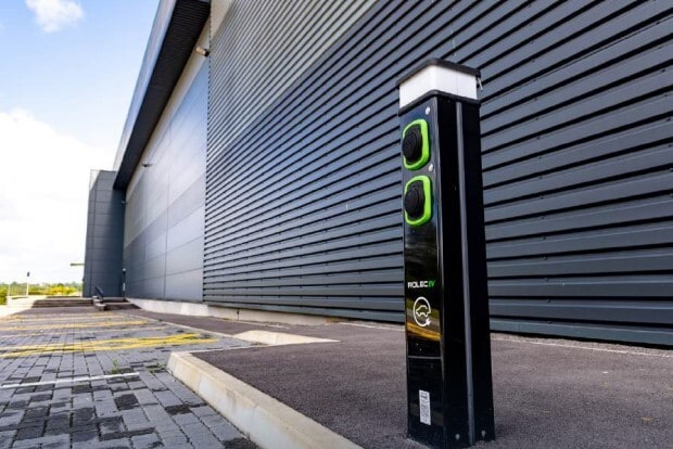 J11 M40 Frontier Park, Banbury to rent - Building Photo - Image 3 of 5