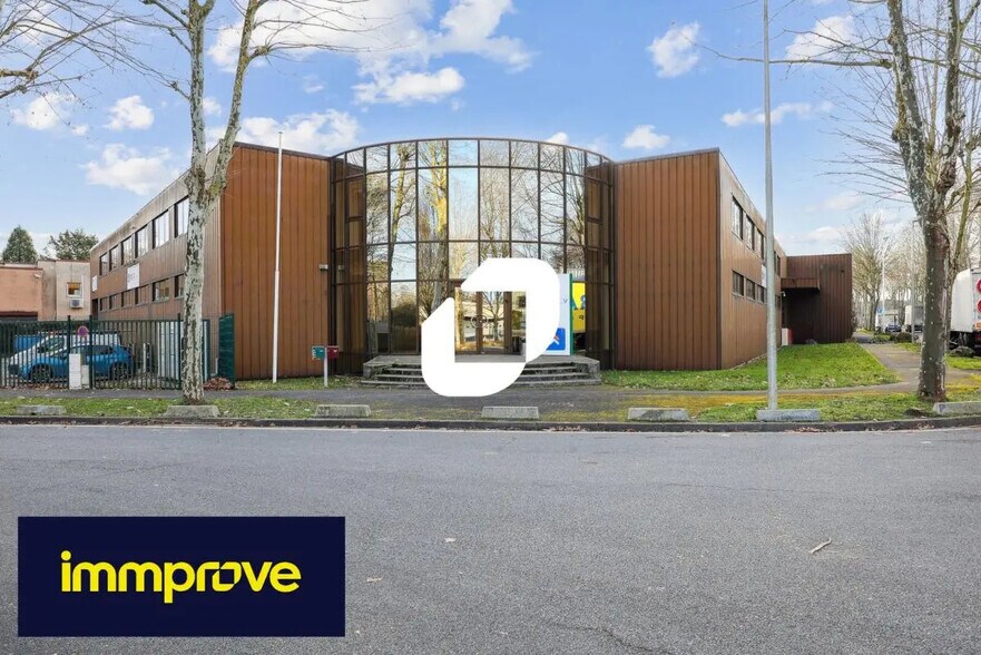 16 Allée Du Clos Des Charmes, Collégien to rent - Building Photo - Image 1 of 5