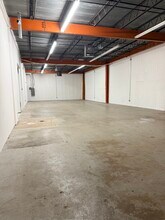 11820 Parklawn Dr, Rockville, MD to rent Interior Photo- Image 1 of 3