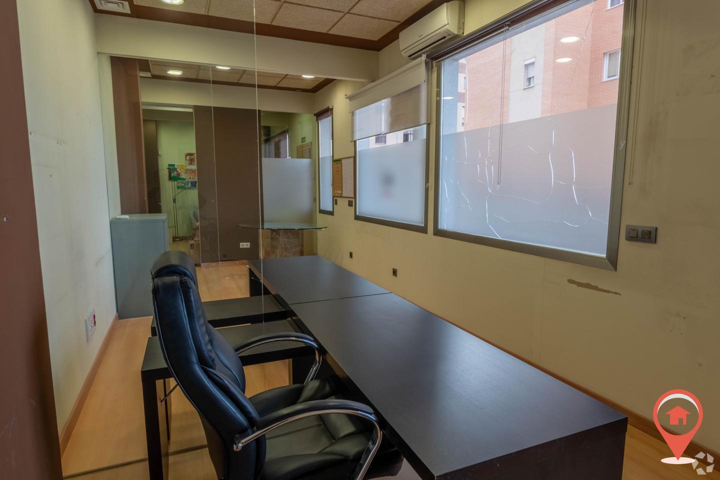 Retail in Cuenca, Cuenca to rent Interior Photo- Image 1 of 7