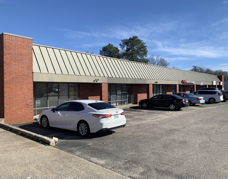 3807-3818 Jefferson Davis Hwy, Richmond, VA for sale - Building Photo - Image 1 of 1