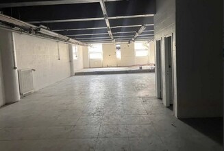 Industrial in Bagnolet for sale Interior Photo- Image 2 of 2